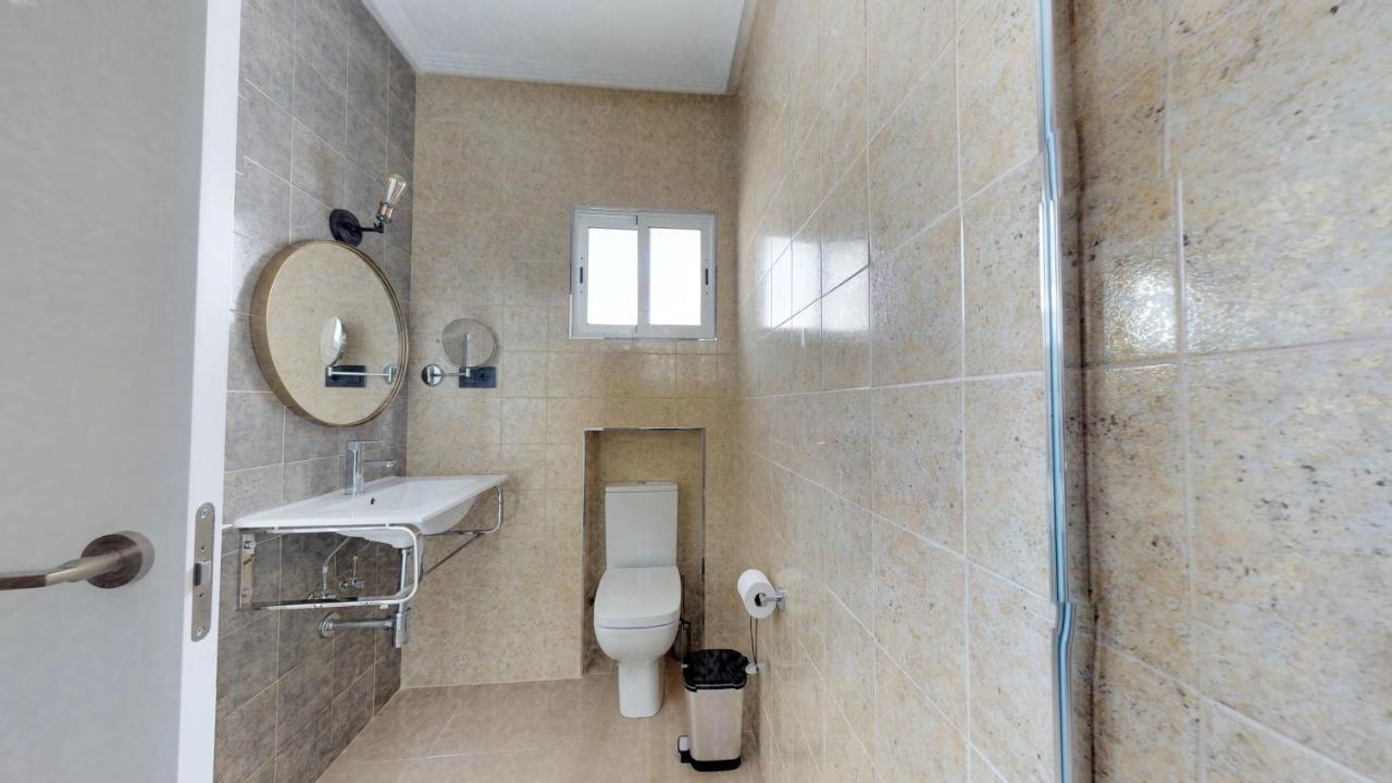 Hostal Boutique La Espanola Рота Екстер'єр фото